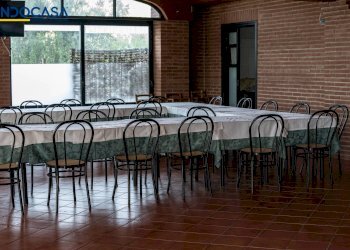 Foto 17 - Attività Commerciale Contrada della fonte
 
11, Controguerra - foto 17