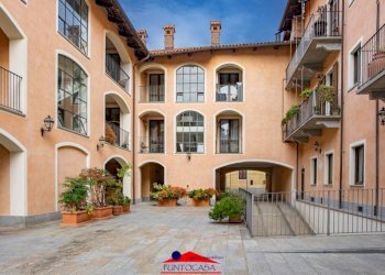 Cortile interno - Trilocale via Luigi Cadorna, 16, Busca - foto 2