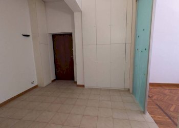 Disimpegno - Trilocale via Calzolerie, 1, Bologna (zona Centro Storico) - foto 3