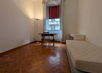 Camera da letto - Trilocale via Calzolerie, 1, Bologna (zona Centro Storico) - foto 8