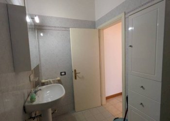 Bagno - Trilocale via Calzolerie, 1, Bologna (zona Centro Storico) - foto 18