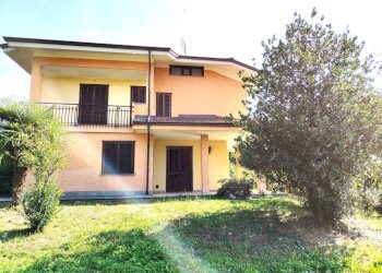 Facciata - Villa frazione Madonna Delle Grazie, Cuneo - foto 4