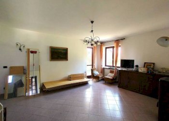 Salone - Villa frazione Madonna Delle Grazie, Cuneo - foto 6