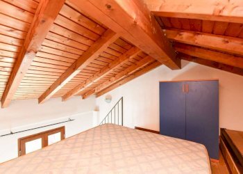 Camera da letto - Monolocale via Montebello, 32, Mariano Comense - foto 20