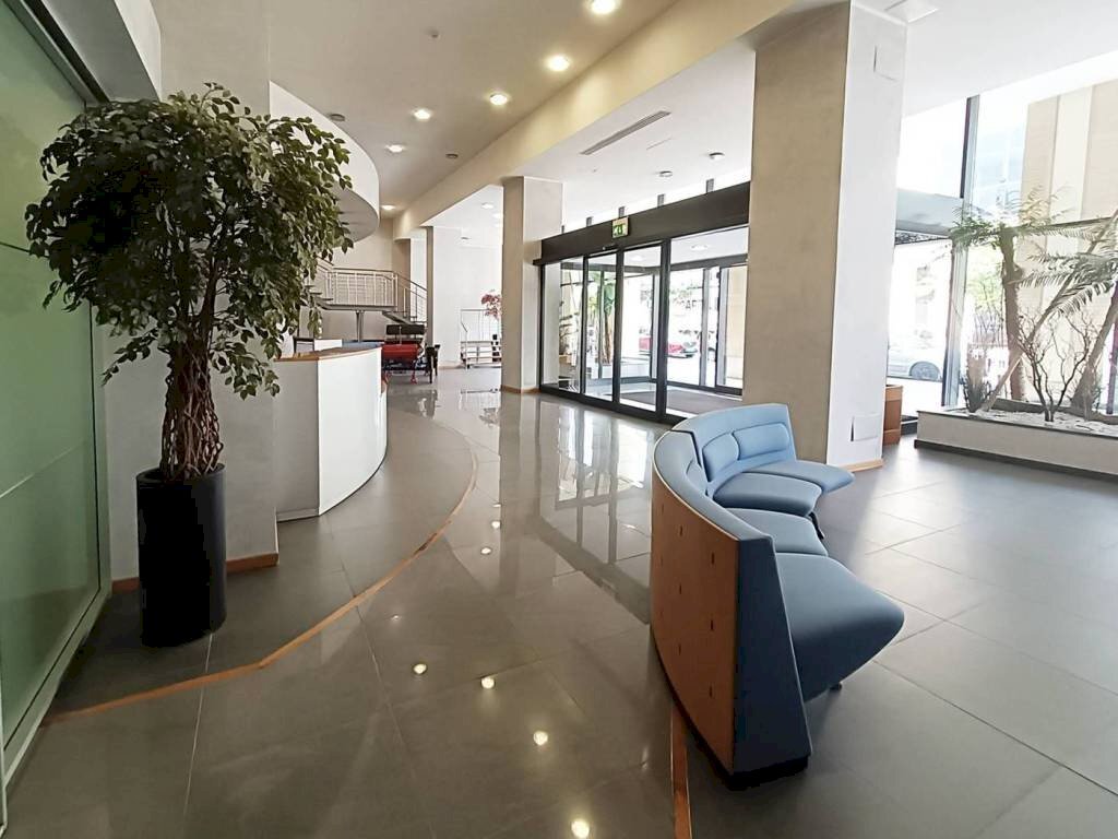 Interno non residenziale - Ufficio via Alberto Falck, Sesto San Giovanni - foto 3