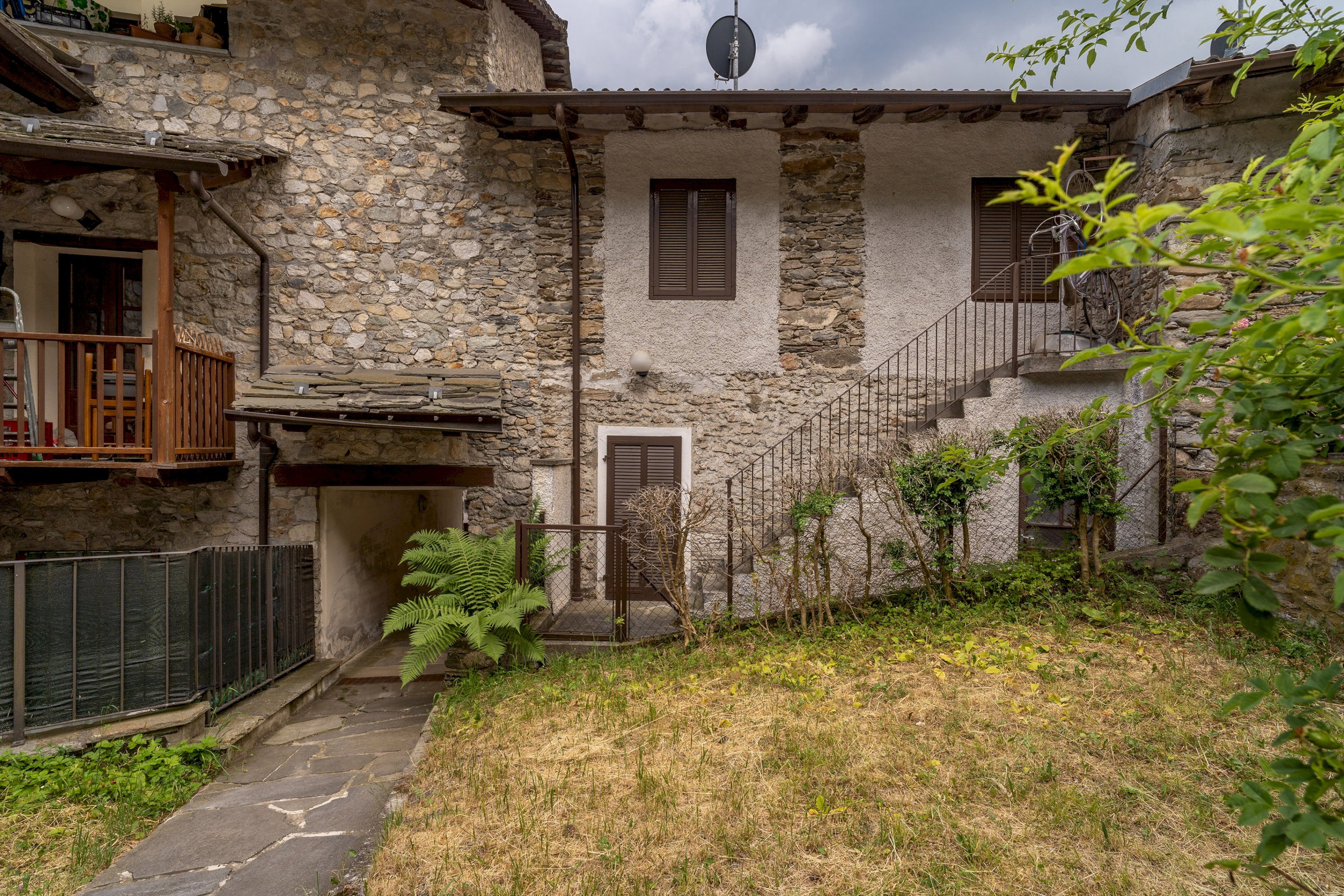 Semi-detached house via Giacomo Matteotti, Snc, Pradleves - photo 1