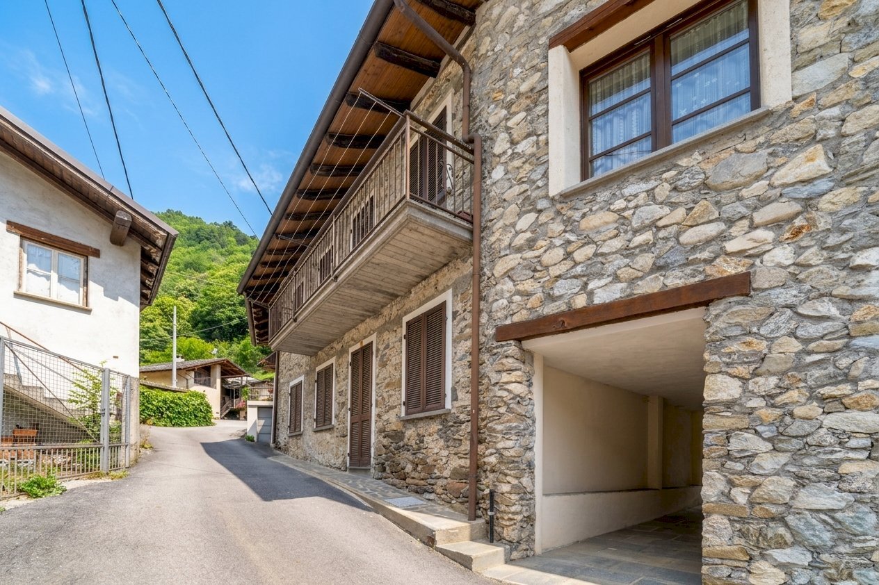 Semi-detached house via Giacomo Matteotti, Snc, Pradleves - photo 2
