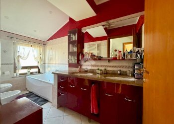 Semi-detached house Strada avaro, Bricherasio - photo 25