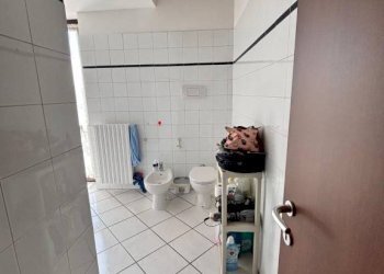 Two-room apartment via Monsignor Ambrogio Portaluppi, Treviglio - photo 10