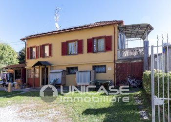 Facciata - Two-room apartment Corso A. Gramsci, 18, Torre Pellice - photo 1