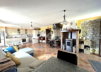 Trilocale Via Montecuccolo, Pavullo nel Frignano - foto 13