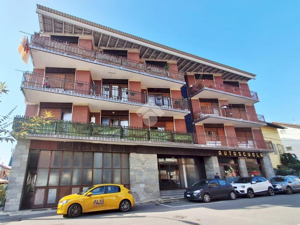 Three-room apartment Via Remmert, Ciriè - photo 1