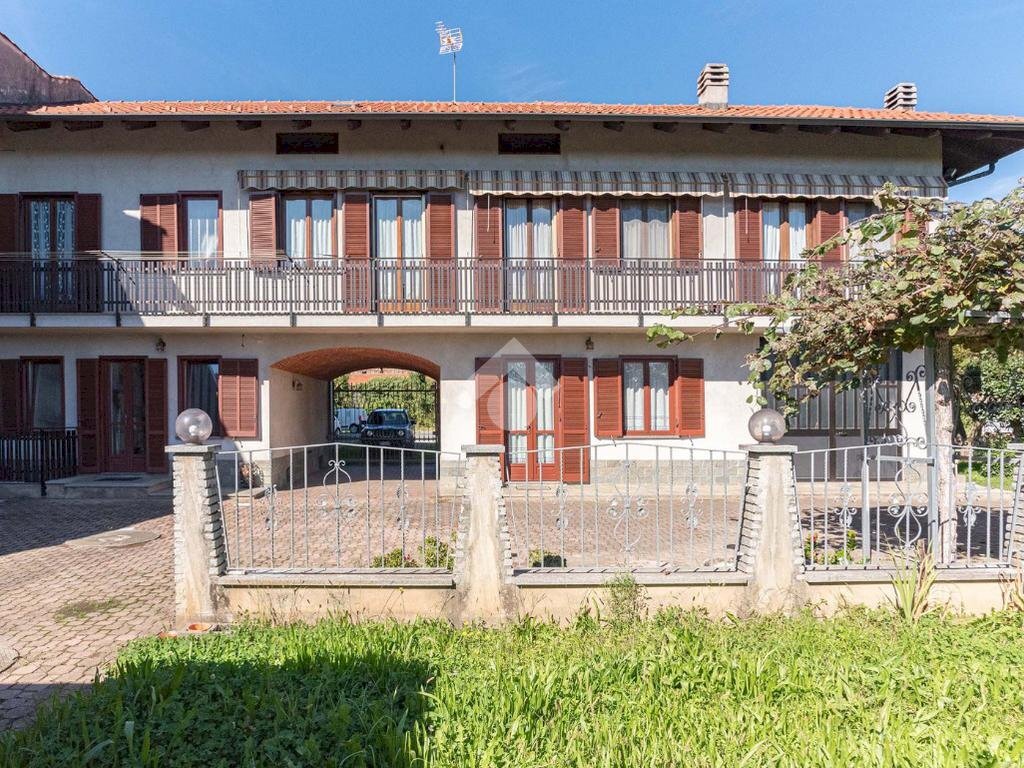 Semi-detached house Via san pietro, Ciriè - photo 1