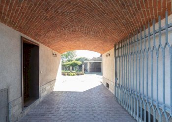 Semi-detached house Via san pietro, Ciriè - photo 23