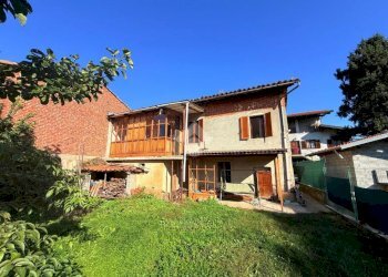 Casa indipendente Strada Ghiaro Superiore, Castellamonte - foto 3