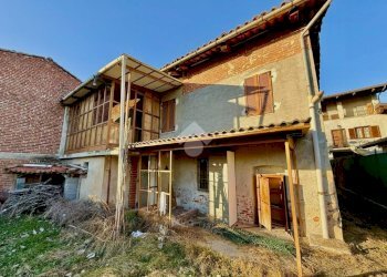 Casa indipendente Strada Ghiaro Superiore, Castellamonte - foto 12