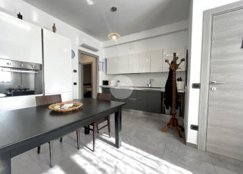 Three-room apartment Via Bagnolo, Borghi - photo 4