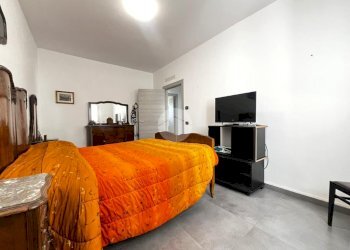 Three-room apartment Via Bagnolo, Borghi - photo 9