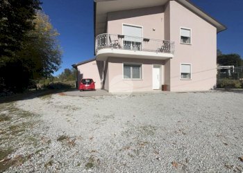 Three-room apartment Via Bagnolo, Borghi - photo 14