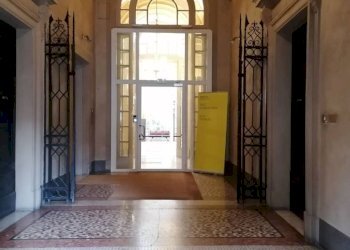 Ufficio Piazza Marco Minghetti, 3, Bologna (zona Centro Storico) - foto 15