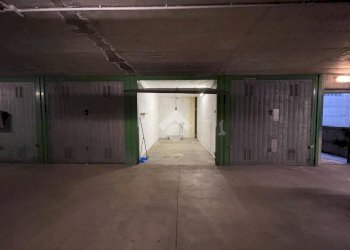 Box Via bianchi d'espinosa, Milano (zona Niguarda) - foto 3