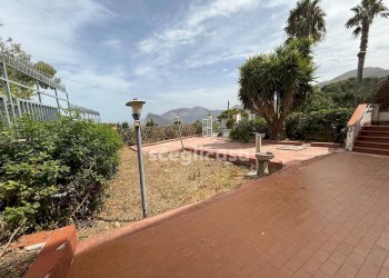 Foto 28 - Villa a Schiera Via Stromboli
 
13, Carini - foto 28