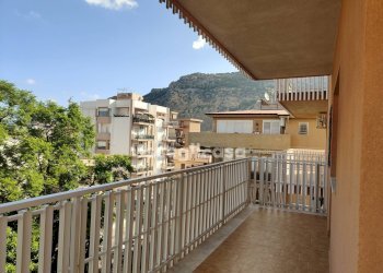 Foto 14 - Three-room apartment Via Ammiraglio Umberto Cagni
 
27, Palermo - photo 13