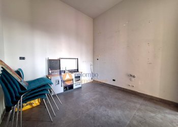 Foto 10 - Trilocale largo Gaetano Giardino
 
7, Busto Arsizio - foto 9