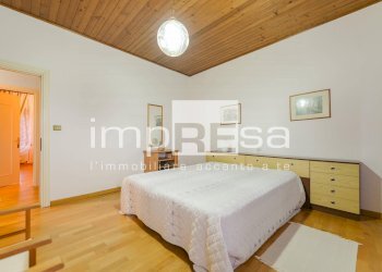 camera 2 primo piano - Rustico via Van
 
6, Follina - foto 15