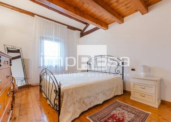 camera secondo piano - Rustico via Van
 
6, Follina - foto 26