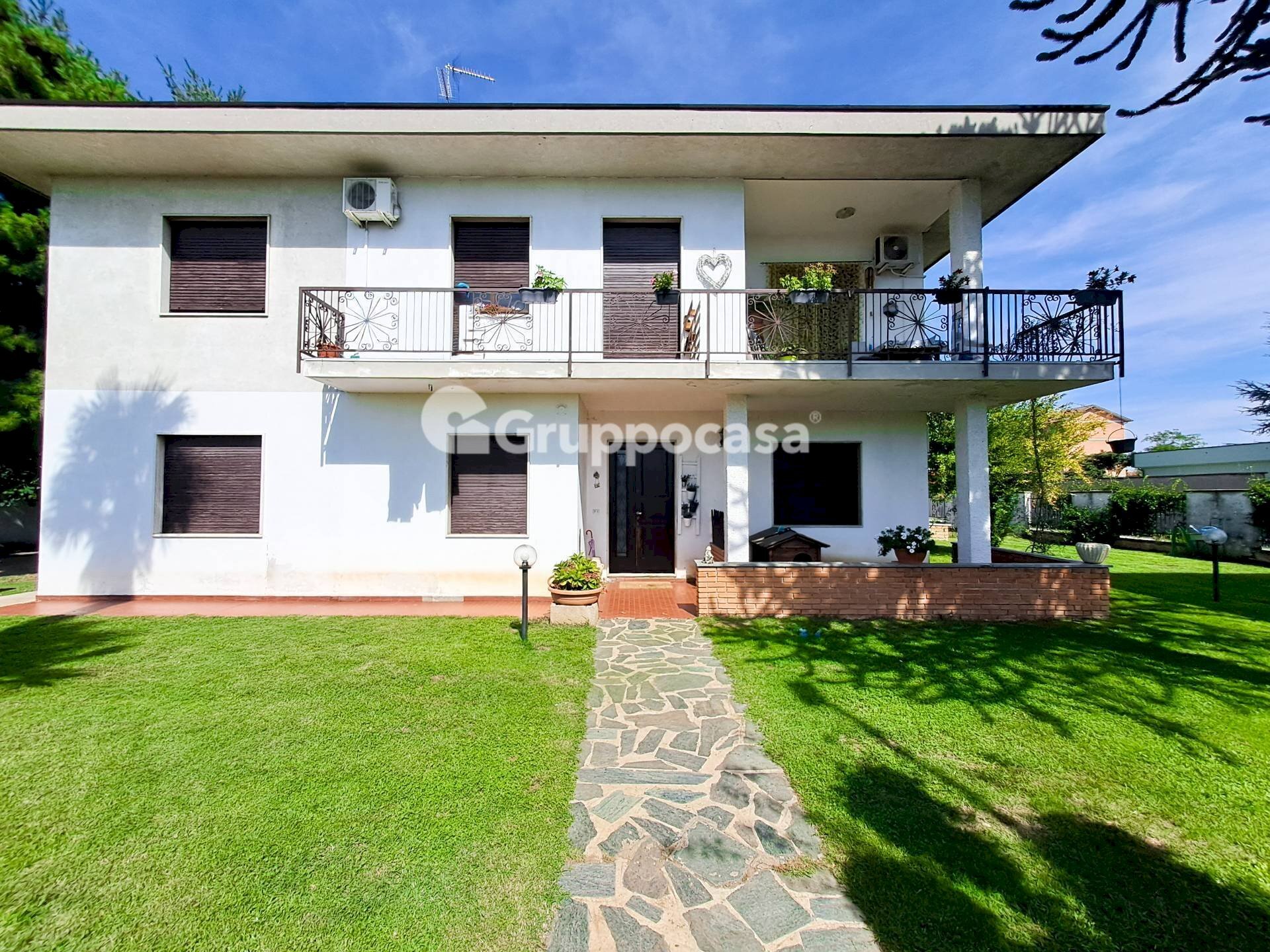 Foto 2 - Villa Via 2 Giugno
 
6, Mesero - foto 2