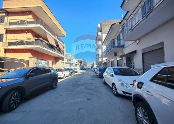 Edificio all\'aperto - Box via Monti del Matese
 
66, Casoria - foto 5