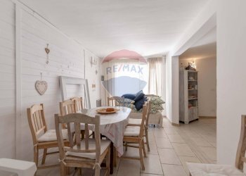 Sala da pranzo - Villa Contrada Aratico
 
329, Monopoli - foto 10