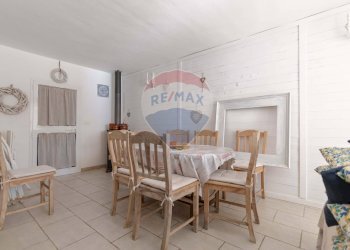 Sala da pranzo - Villa Contrada Aratico
 
329, Monopoli - foto 11