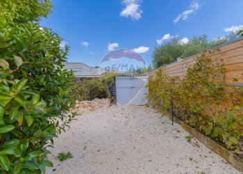 Giardino - Villa Contrada Aratico
 
329, Monopoli - foto 23