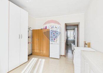 Stanza - Casa indipendente FRAZIONE BOTTAROLO
 
4, Barbianello - foto 15