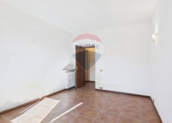 Stanza vuota - Casa indipendente FRAZIONE BOTTAROLO
 
4, Barbianello - foto 38