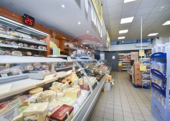 Dispensa di stoccaggio - Commercial Activity Via Provinciale Per Santa Maria Ammalati
41, Acireale - photo 11