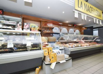 Dispensa di stoccaggio - Commercial Activity Via Provinciale Per Santa Maria Ammalati
41, Acireale - photo 13