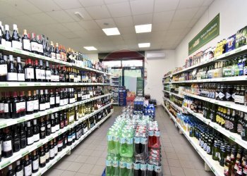 Dispensa di stoccaggio - Commercial Activity Via Provinciale Per Santa Maria Ammalati
41, Acireale - photo 28