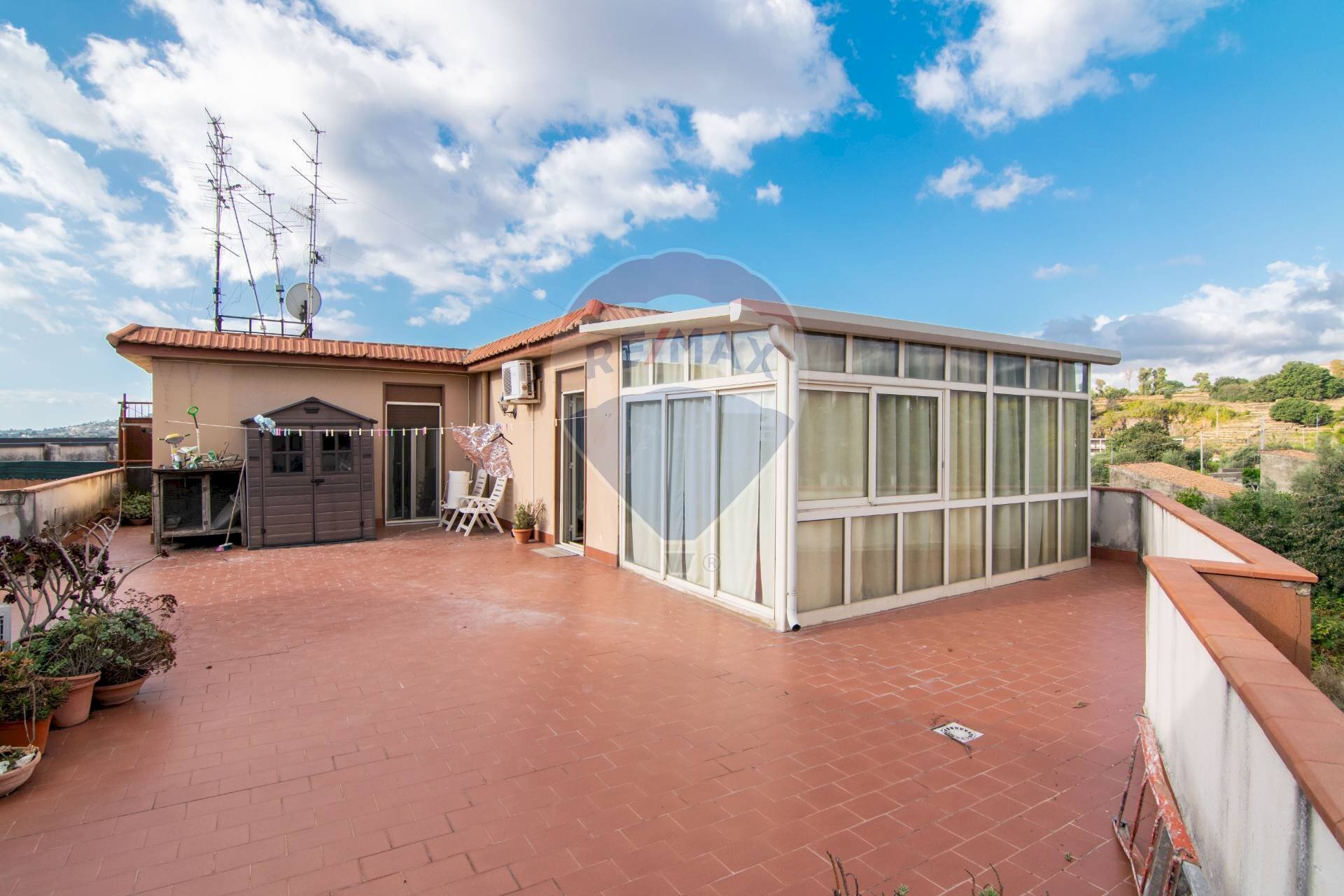 Terrazza - Three-room apartment Via Vittorio Emanuele
 
330, Aci Catena - photo 1