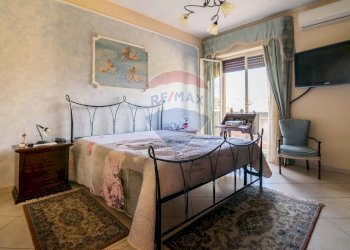 Camera / camera da letto - Trilocale Via Vittorio Emanuele
 
330, Aci Catena - foto 13