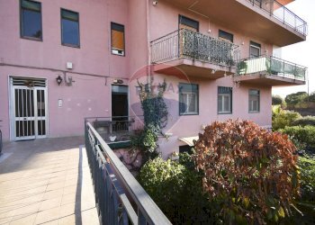 Balcone - Apartment Via Catanzaro
 
3, Mascalucia - photo 2