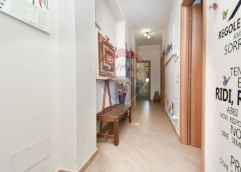 Hall / corridoio - Apartment Via Catanzaro
 
3, Mascalucia - photo 10