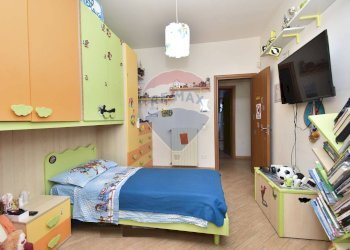 Camera / camera da letto - Apartment Via Catanzaro
 
3, Mascalucia - photo 16