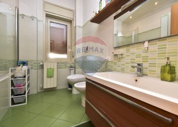 Bagno - Apartment Via Catanzaro
 
3, Mascalucia - photo 24