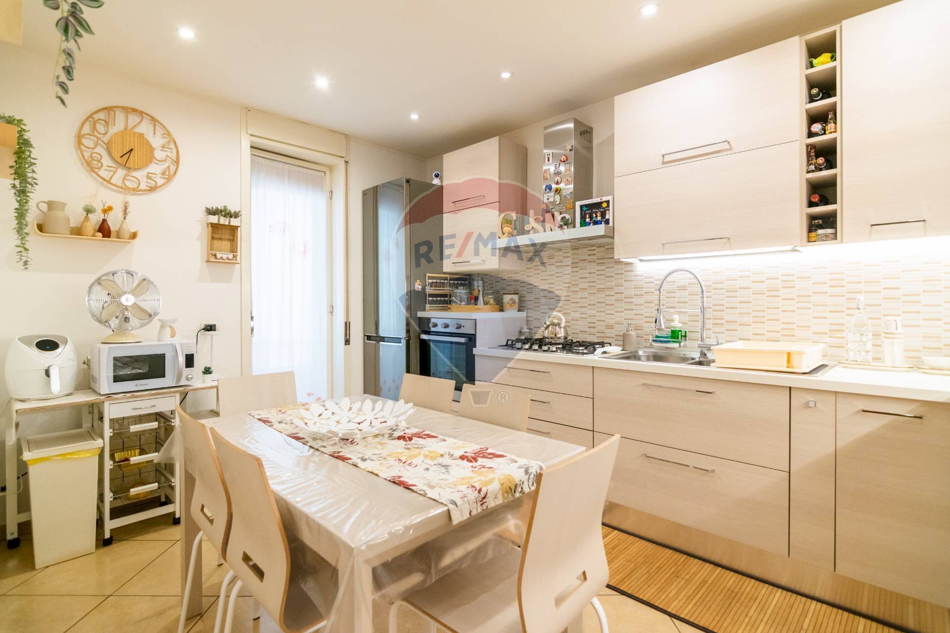 Cucina - Four-room apartment Corso San Vito
 
172, Mascalucia - photo 3