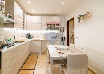 Cucina - Quadrilocale Corso San Vito
 
172, Mascalucia - foto 1