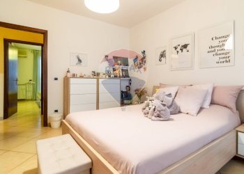 Camera / camera da letto - Quadrilocale Corso San Vito
 
172, Mascalucia - foto 19