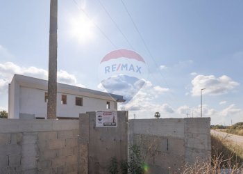 Edificio all\'aperto - Villa Via Benedetto Ciaceri
 
1, Ragusa - foto 45